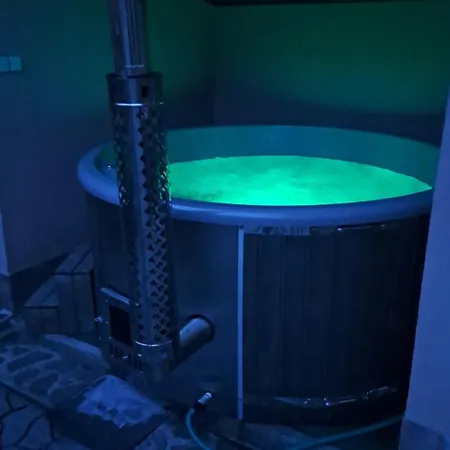 Remata 879 * Handlova