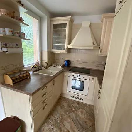 Remata 879 Шале Handlova